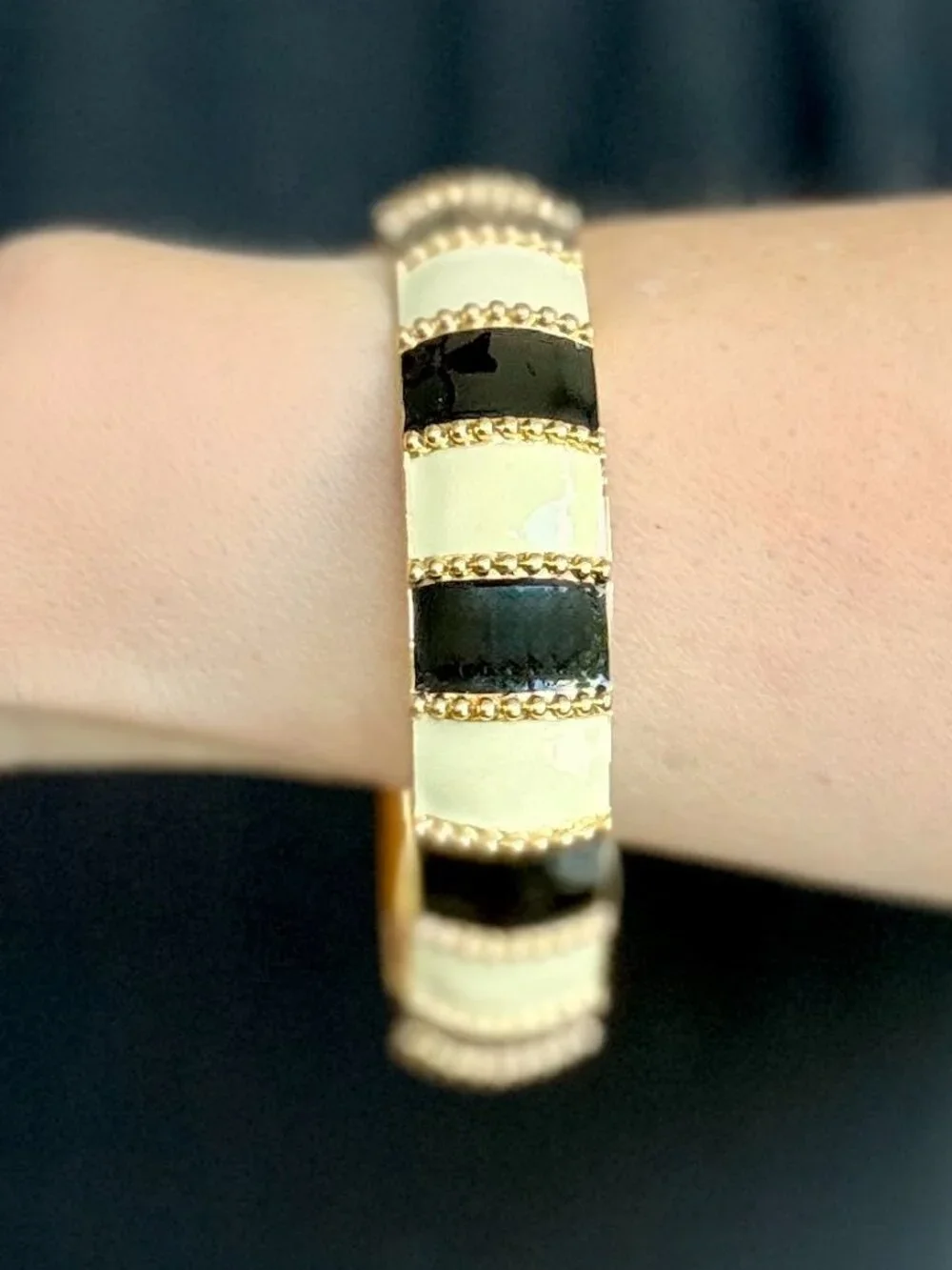 Kate Spade Harbor Lights Black Cream Enamel Bangle Bracelet - Picture 2 of 8